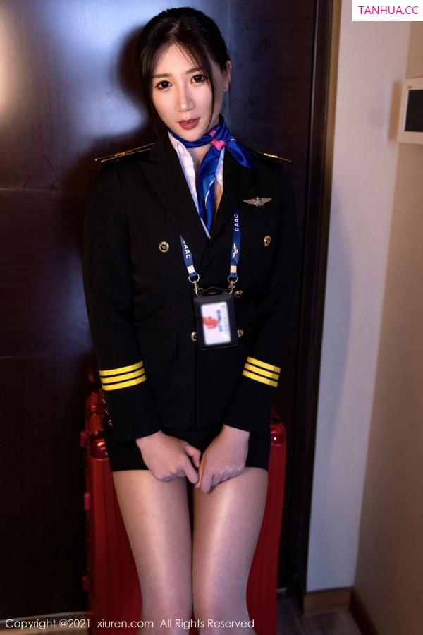 Coral 顾乔楠 空乘小姐姐顾乔楠 制服机长长发飘逸第12张图片